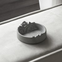 þögn 境秘煙灰缸
